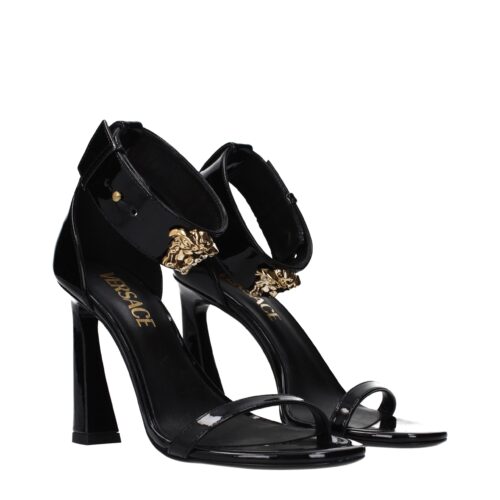 Versace Mustad Stiletto-kontsad sandaalid