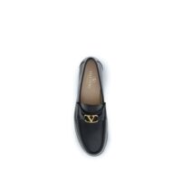 Valentino Garavani mustad loaferid