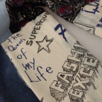 3661634.jpg Dolce & Gabbana mitmevärvilised laia säärega teksapüksid DG Fashion