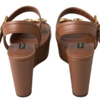 Dolce & Gabbana pruunid AMORE kiilkonts-sandaalid