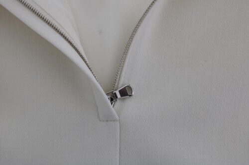 441605-2.jpg Dolce & Gabbana valge venivast villast prossiga shift-kleit