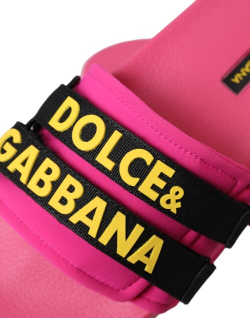 Dolce & Gabbana roosa-mustad logoga rannasandaalid