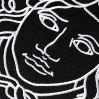 Versace Must Medusa tikandiga ümara kaelusega pullover