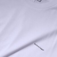 Balenciaga valge logoga T-särk