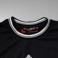 Dolce & Gabbana tumesinine logo krooniga T-särk