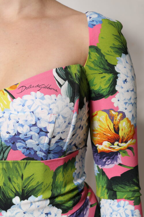 Dolce & Gabbana mitmevärviline lilleline külglõhikuga midikleit