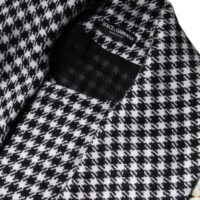 Dolce & Gabbana must-valge mustriline lilleaplikatsioonidega keep