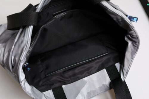 6785827.jpeg Dolce & Gabbana halli kamo mustriga kandekott