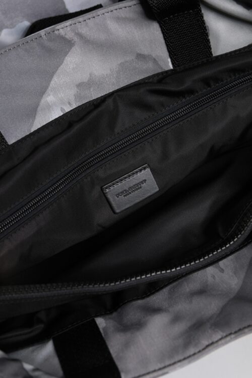 Dolce & Gabbana Must camouflage õlakott logo plaadiga