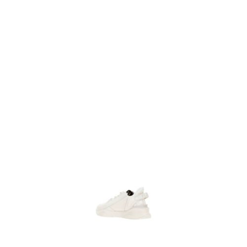 7234469.jpeg Fendi White Athletic Sneakers Bos Taurus