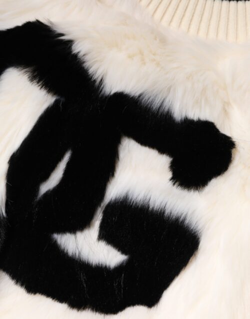 8275023.jpeg Dolce & Gabbana valge lühike kunstkarusnahast DG sviiter