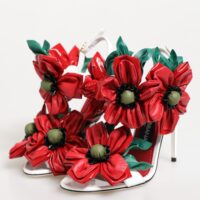 8622311.jpeg Dolce & Gabbana valged punaste lillekaunistustega sandaalid