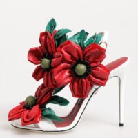 8622313.jpeg Dolce & Gabbana valged punaste lillekaunistustega sandaalid