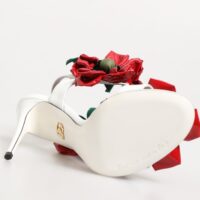 8622315.jpeg Dolce & Gabbana valged punaste lillekaunistustega sandaalid