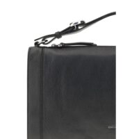 8843404.jpeg Coccinelle mustast vasikanahast Bos Taurus käekott