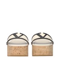 Valentino Garavani Beežid kiilkontsaga sandaalid