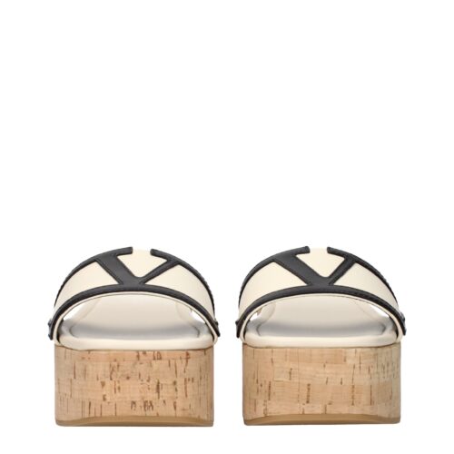 Valentino Garavani Beežid kiilkontsaga sandaalid