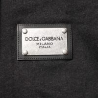 9051605.jpeg Dolce & Gabbana must kapuutsiga täistõmblukuga logo dressipluus