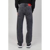 9775608.jpeg Hugo Boss mustad puuvillased relaxed fit teksad
