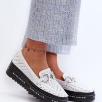 Naiste nahast paelkinnitusega mokassiinkingad platvormil