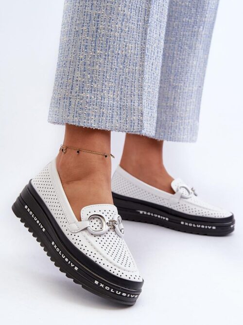 Naiste nahast paelkinnitusega mokassiinkingad platvormil