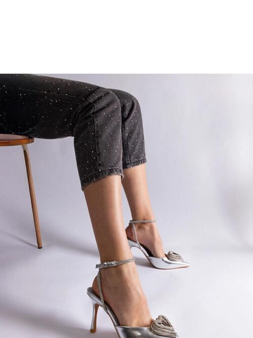 custom900x1200_1060060.jpg Hõbedased kõrged kontsad avatud kannaga Isoda Dolores