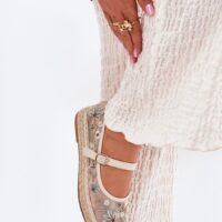 custom900x1200_1081960.jpg Naiste lillelised võrkespadillid platvormil