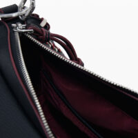 desigualborsadonnanero_3.jpg Desigual naiste must kott