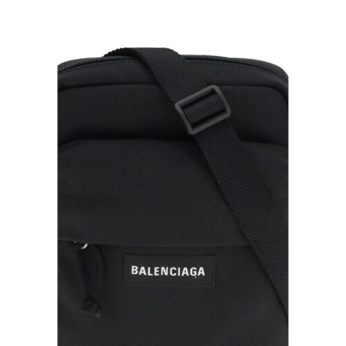 Balenciaga must õlakott Explorer