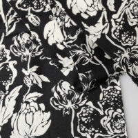 Dolce & Gabbana must-valge lillemustriga sall 7 Dolce & Gabbana must-valge lillemustriga sall