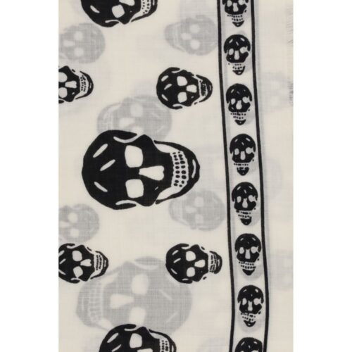 Alexander McQueen beež sall