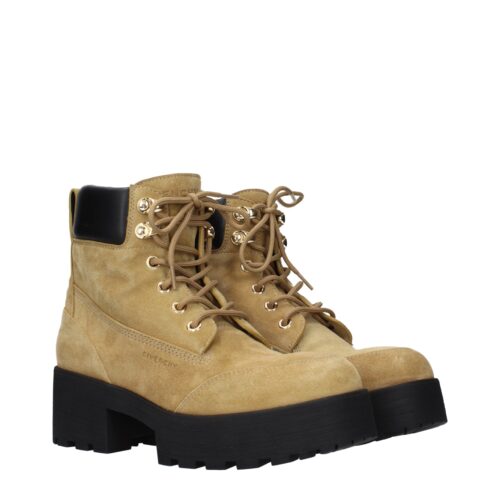 Givenchy Pruunid poolsaapad