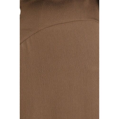 Petar Petrov pruun vabaajakleit