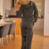 Set dressipluusi ja püksid mudel 214267 Mirale 7 Set dressipluusi ja püksid mudel 214267 Mirale