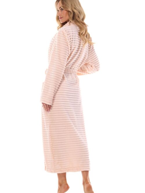 L&L hommikumantel mudel 217115