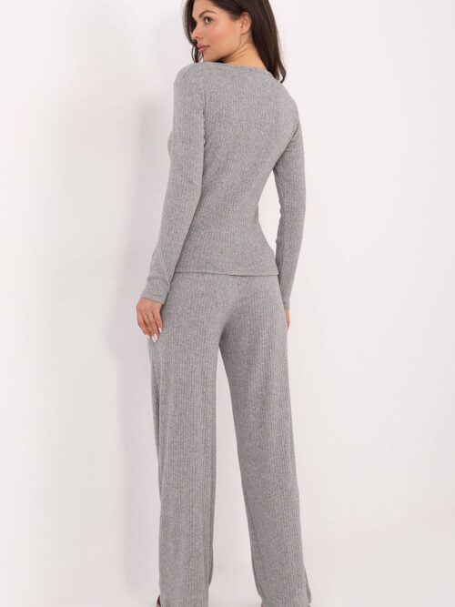 Women kreemvalged püksid 221380 3 Women kreemvalged püksid 221380