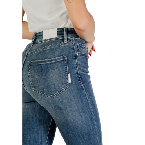 Armani Exchange sinised teksad 5 Armani Exchange sinised teksad